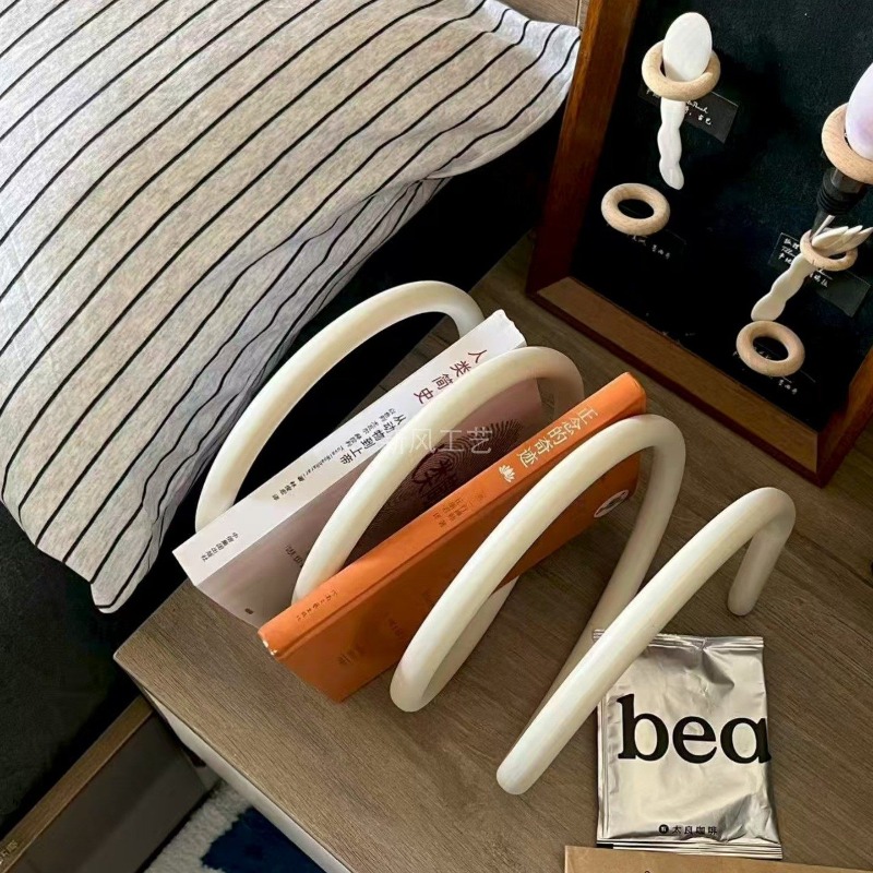 Creatieve minimalistische meta - Home Decor Magazine recensie en prijs